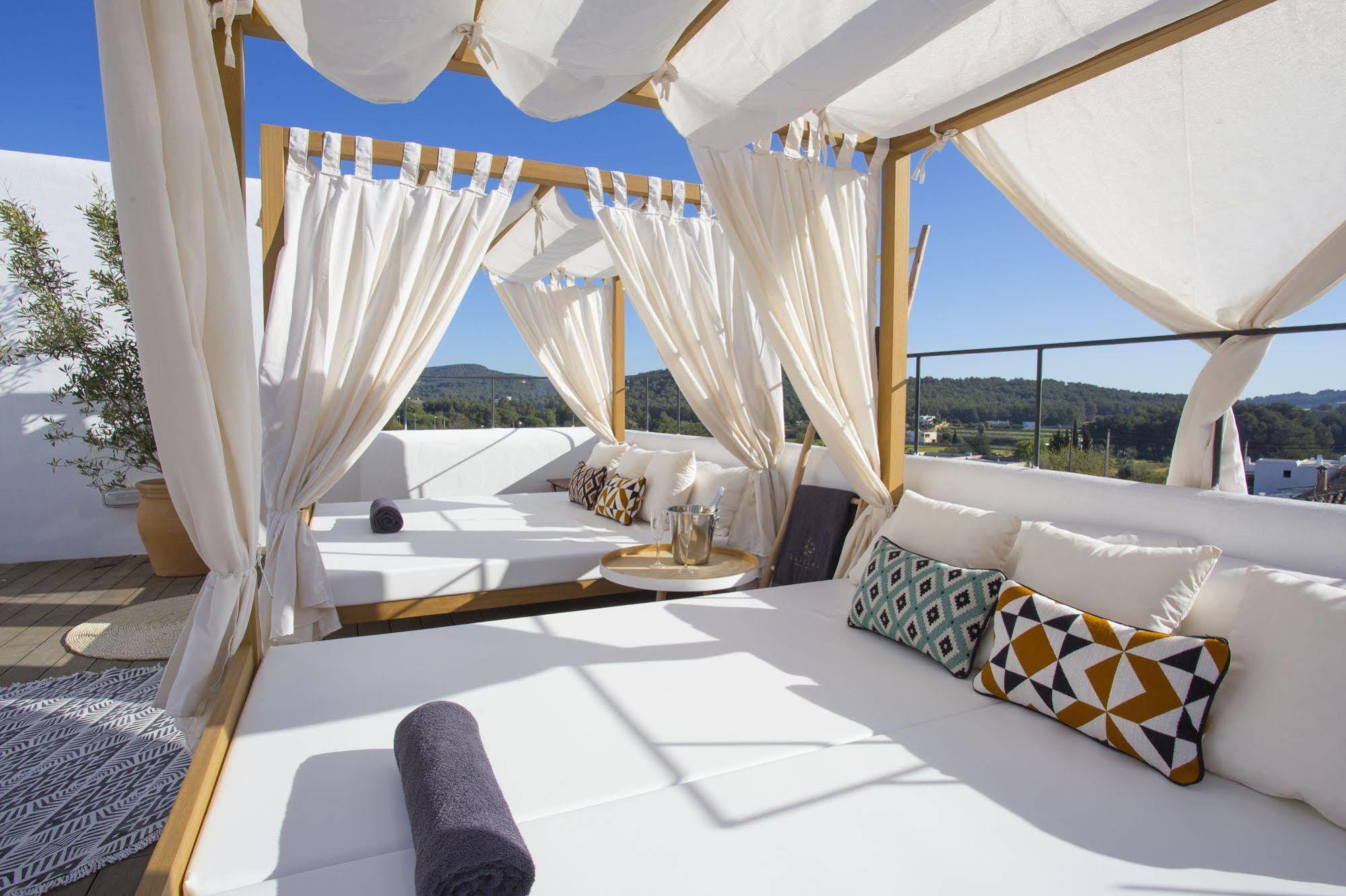 Gatzara Suites Santa Gertrudis Santa Gertrudis  Exterior foto
